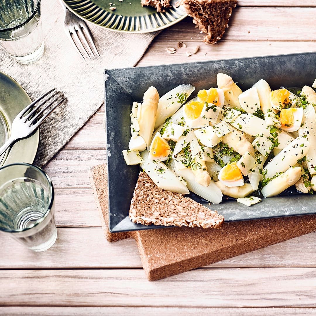 Spargel-Kräutersalat