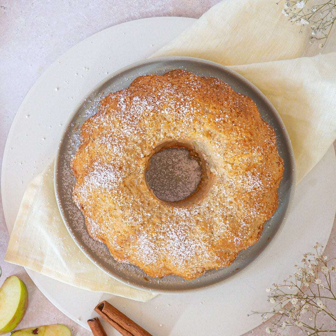 Apfel-Gugelhupf