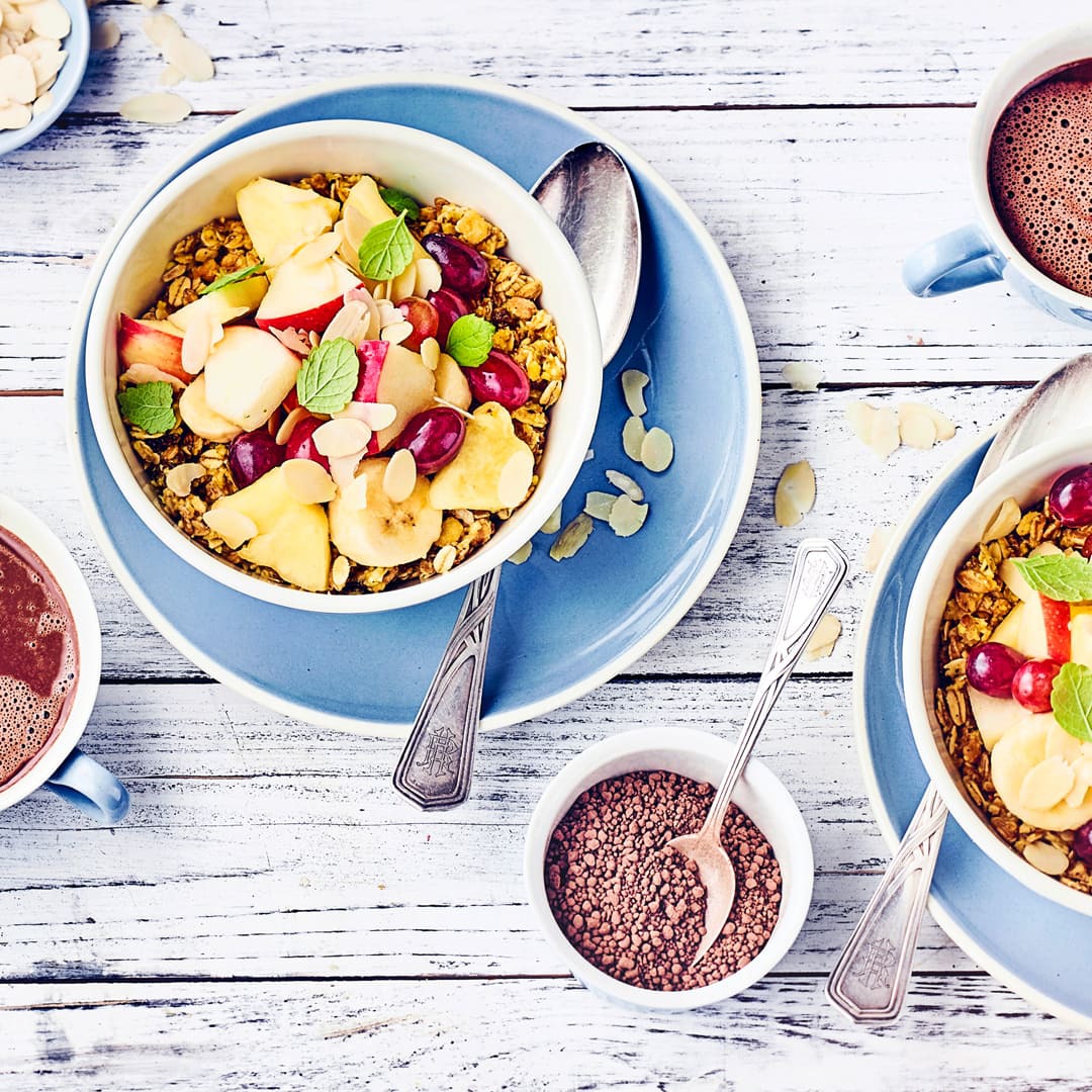 Fruchtsalat mit Avocadosauce