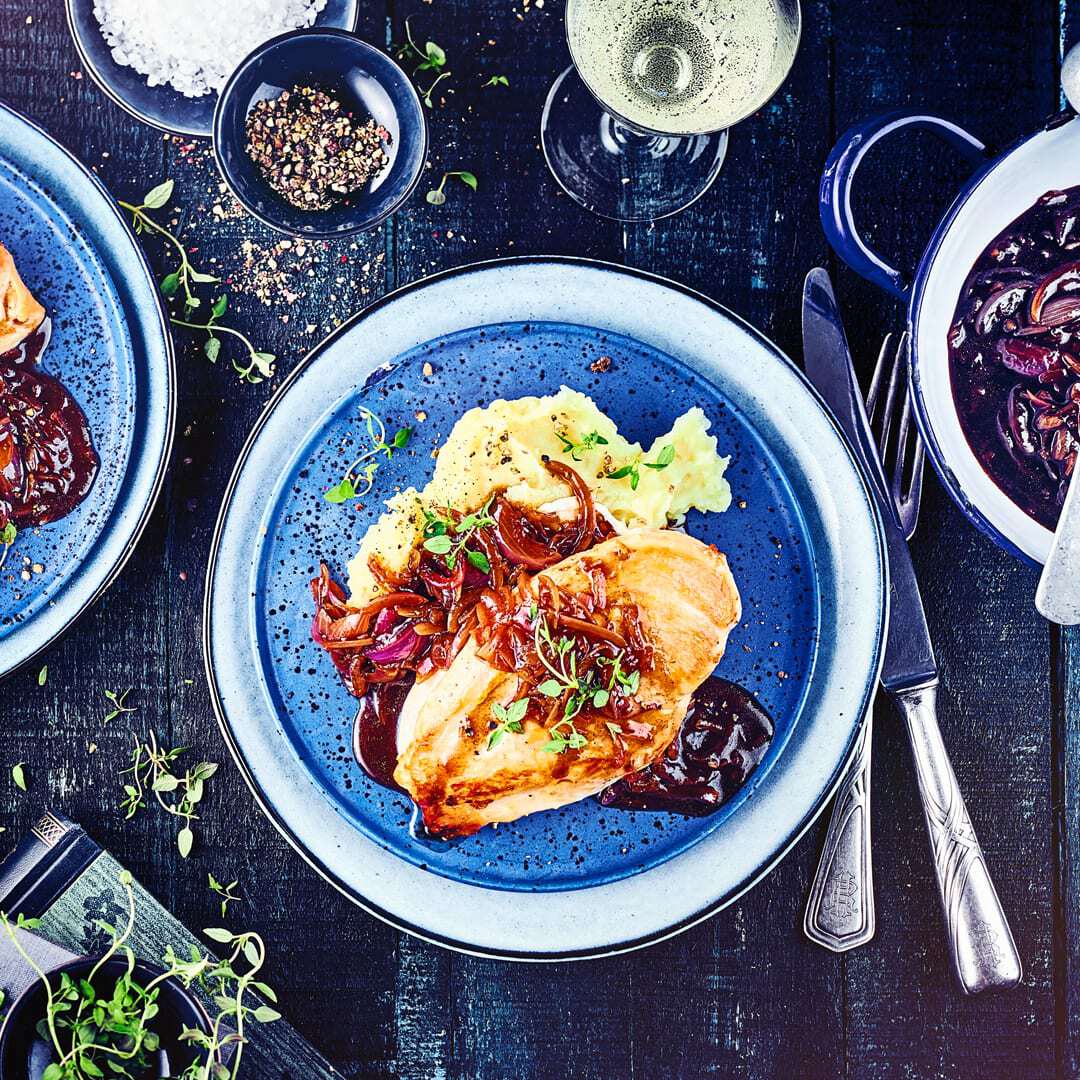 Hähnchenbrust mit Balsamico-Zwiebelsauce