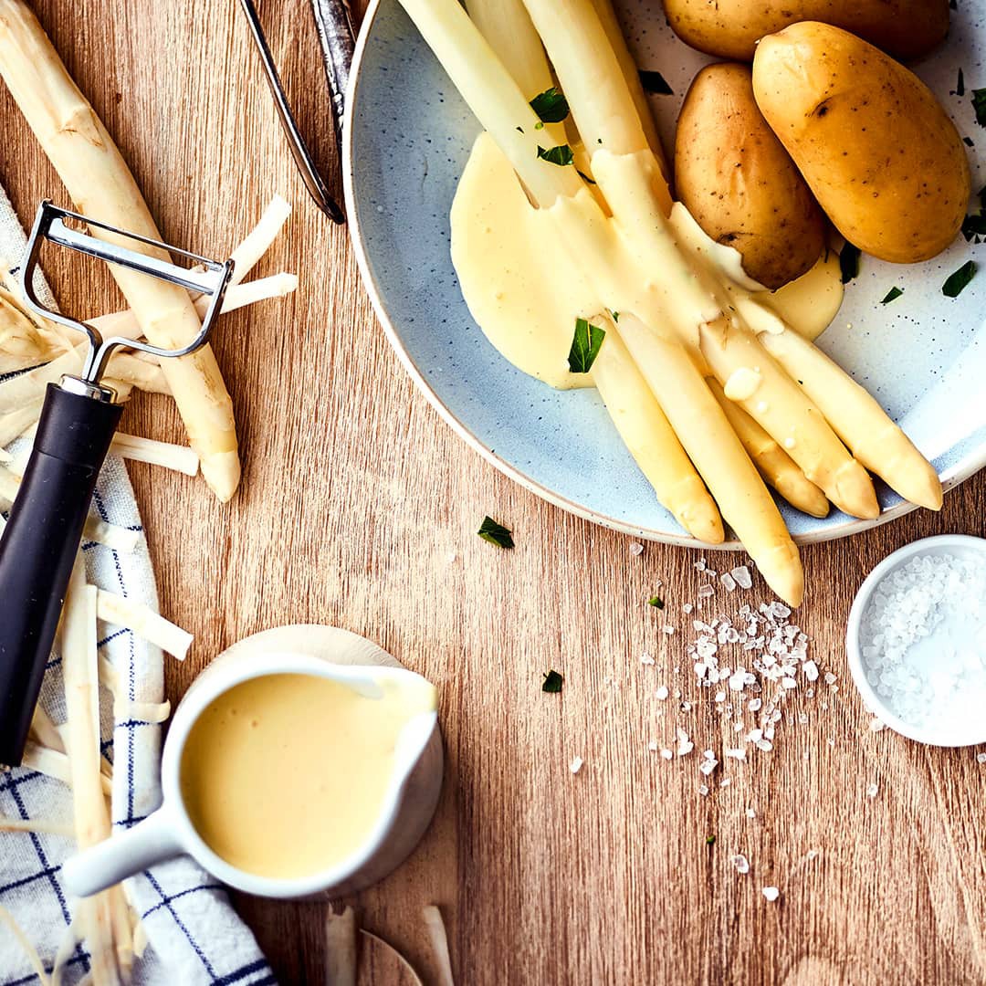 Spargel à la Hollandaise