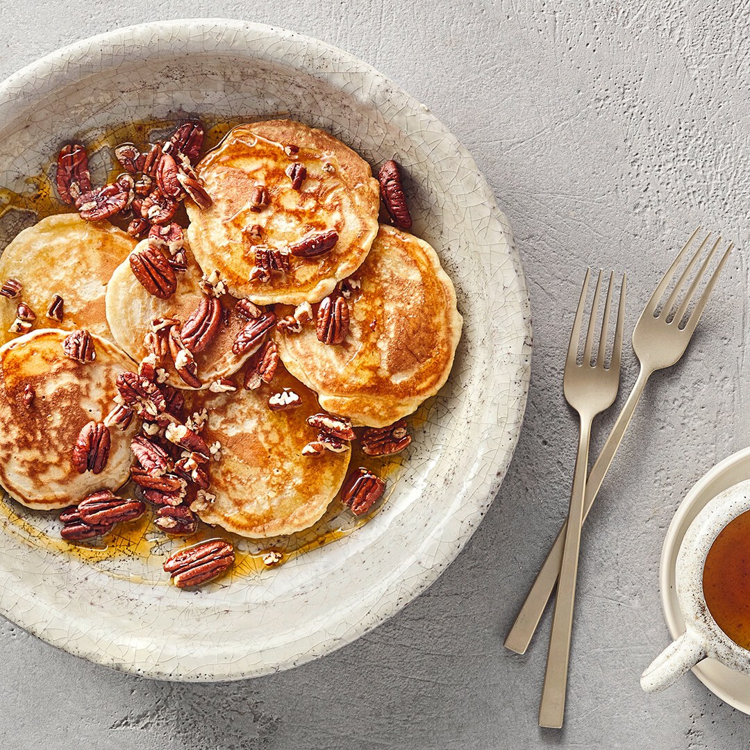 Kanadische Apfel-Pancakes mit Ahornsirup