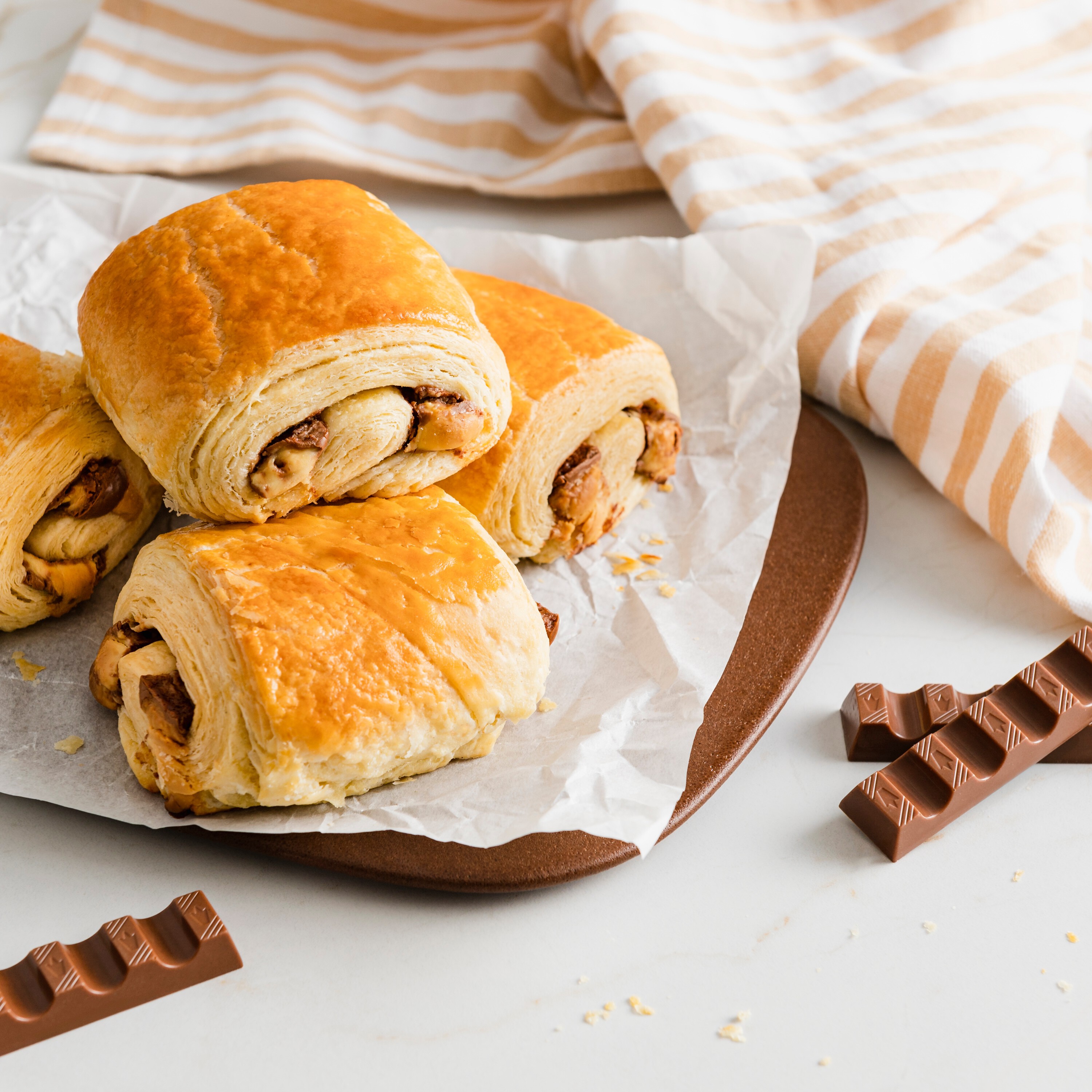 Pain au Chocolat mit kinder Schokolade